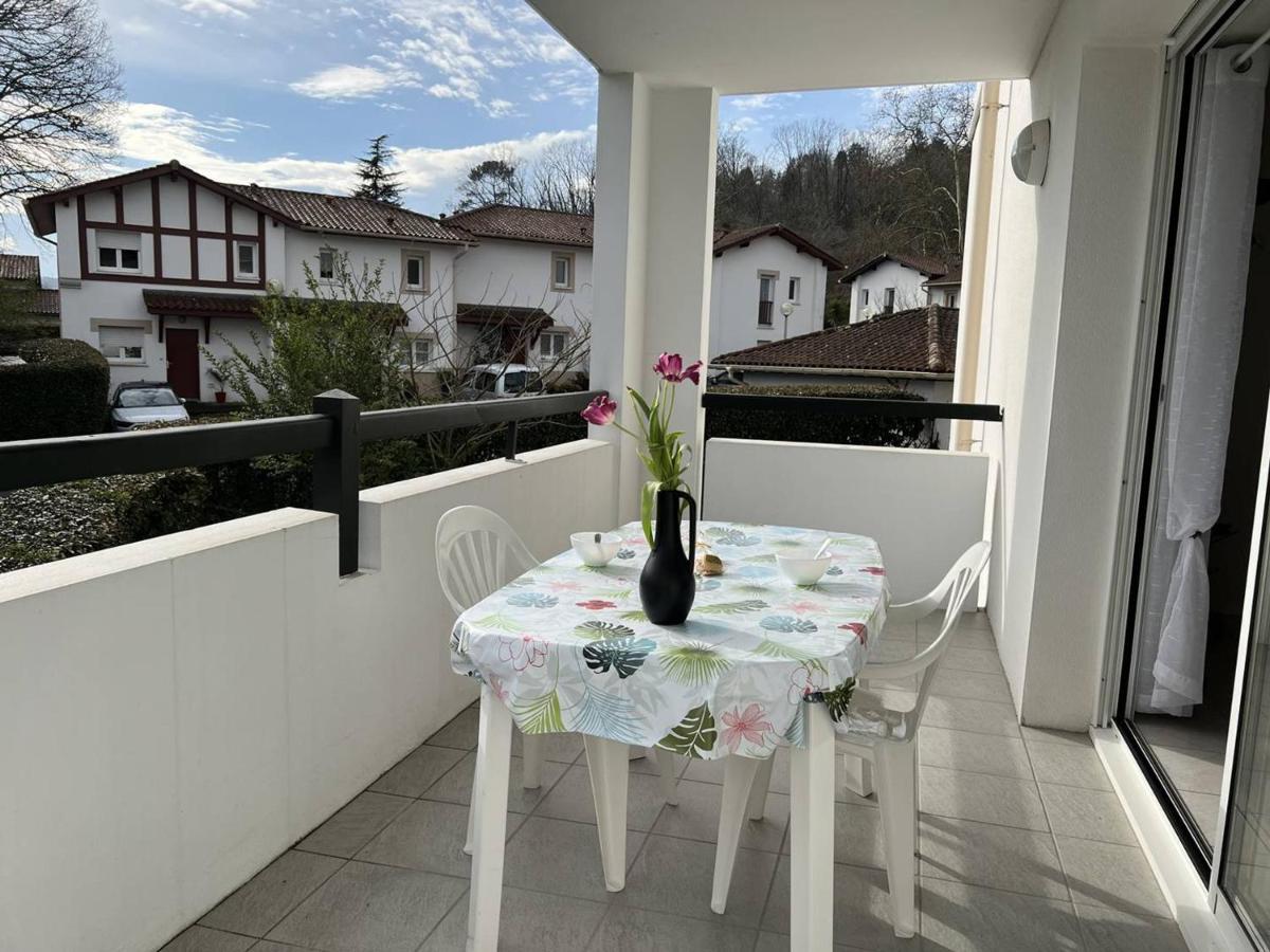Appartement T2 Confortable Avec Terrasse, Proche Centre Ville Et Thermes, Cambo-Les-Bains - Fr-1-495-30 Exterior foto